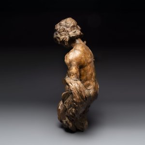 A German lindenwood sculpted group of fauns with traces of polychromy, circle of Balthasar Permoser, ca. 1700 — photo 4