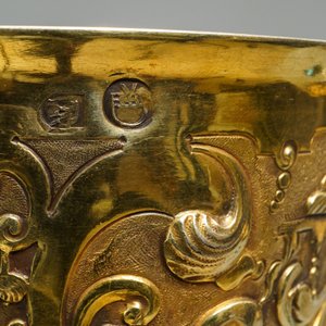 A German or Moravian silver-gilt cup and cover, 19th C. or earlier — photo 12
