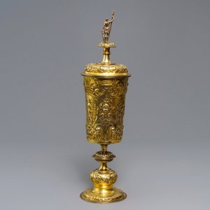 A German or Moravian silver-gilt cup and cover, 19th C. or earlier — photo 4