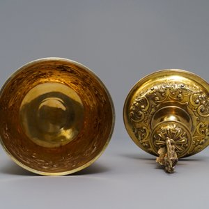 A German or Moravian silver-gilt cup and cover, 19th C. or earlier — photo 8