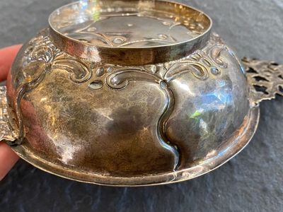 A German silver porringer, Augsburg, 17/18th C. — photo 6