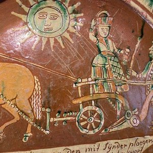 A German slip-decorated inscribed pottery dish with a ploughing farmer, Lower Rhine region, 2nd half 18th C. — photo 13