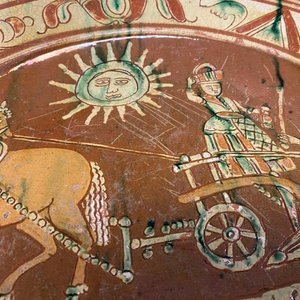 A German slip-decorated inscribed pottery dish with a ploughing farmer, Lower Rhine region, 2nd half 18th C. — photo 4