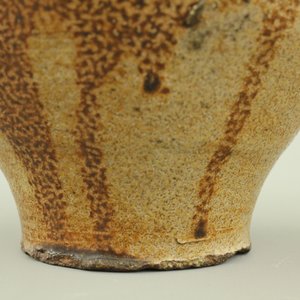 A German stoneware bellarmine jug, 17th C. — 照片 10