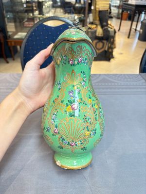 A gilt and enamelled green-ground Asurelik ewer and stand for the Ottoman market, 19th C. — 照片 4