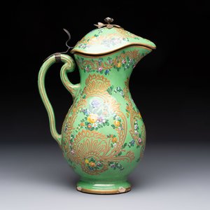 A gilt and enamelled green-ground Asurelik ewer and stand for the Ottoman market, 19th C. — 照片 6