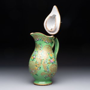 A gilt and enamelled green-ground Asurelik ewer and stand for the Ottoman market, 19th C. — 照片 9