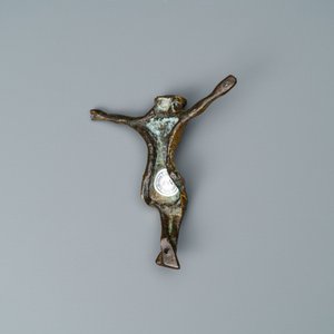 A gilt-bronze Corpus Christi, France, 14th C. — 照片 3