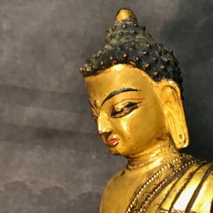 A gilt bronze figure of Buddha Vajrasana, Tibet, 15/16th C. — photo 13