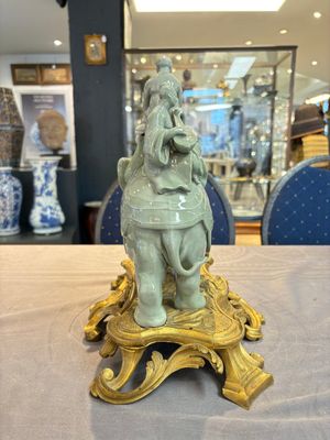 * A gilt-bronze-mounted celadon-glazed group of three figures riding an elephant, probably Samson, Paris, 19th C. — photo 4