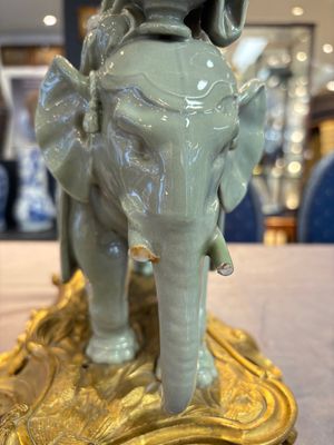 * A gilt-bronze-mounted celadon-glazed group of three figures riding an elephant, probably Samson, Paris, 19th C. — photo 5