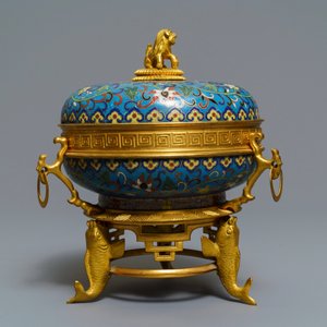 A gilt bronze mounted Chinese cloisonné box and cover, 19th C. — 照片 4
