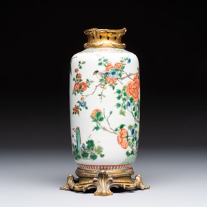 A gilt-bronze-mounted Chinese famille verte vase, a powder-blue-ground bowl and a jar, 19th C. — 照片 11