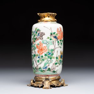 A gilt-bronze-mounted Chinese famille verte vase, a powder-blue-ground bowl and a jar, 19th C. — 照片 9