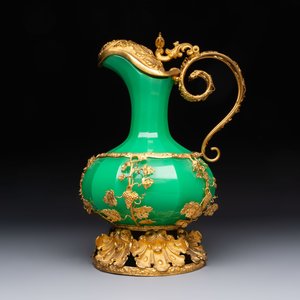 A gilt-bronze-mounted green opaline glass ewer for the Ottoman market, 19/20th C. — 照片 5