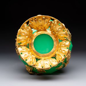 A gilt-bronze-mounted green opaline glass ewer for the Ottoman market, 19/20th C. — 照片 8
