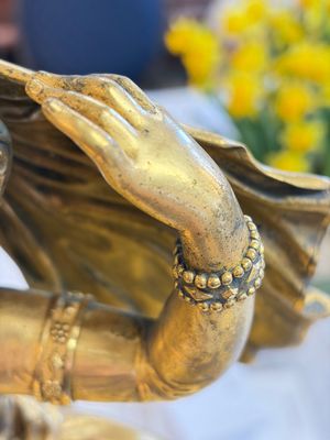 A gilt-bronze 'Oriental Beauty Reclining on a Lion Skin' mantel clock, France, first quarter 19th C. — photo 3