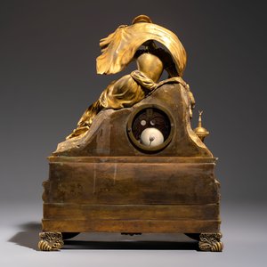 A gilt-bronze 'Oriental Beauty Reclining on a Lion Skin' mantel clock, France, first quarter 19th C. — photo 4