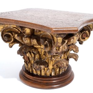 A gilt carved oak capital, 18th C. — photo 1