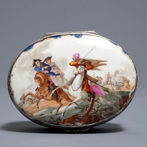 A gilt silver-mounted porcelain snuff box and cover, France or Germany, 18th C. — photo 6