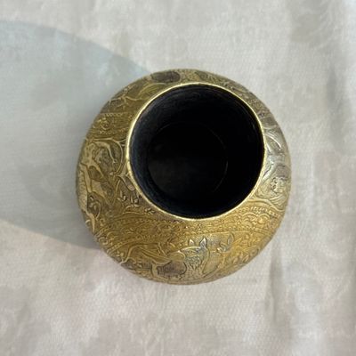 A gilt-silver repoussé vase — photo 7