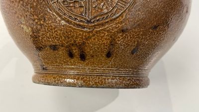 A globular stoneware jug with three coat of arms medallions, Germany, 16th C. — photo 13