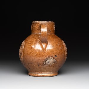 A globular stoneware jug with three coat of arms medallions, Germany, 16th C. — photo 2