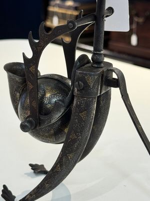 A gold and silver damascened koftgari steel scribe’s set, India, 19th C. — foto 8