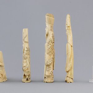 A good set of five Japanese carved ivory figures, 19th C. — foto 2