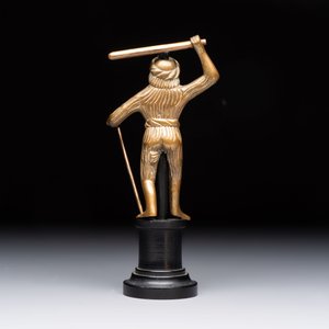 A Gothic brass chandelier finial in the form of a Wild Man, Flanders, ca. 1500 — photo 4