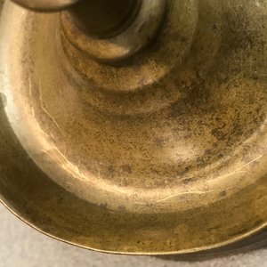 A gothic bronze candlestick, Low Countries, 15/16th C. — 照片 10