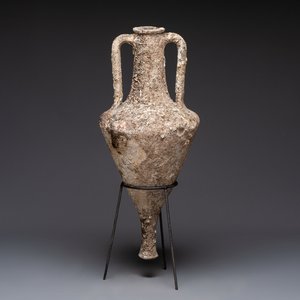 A Greco-Roman wine amphora, 2nd/1st C. B.C. — photo 1