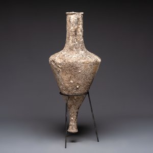 A Greco-Roman wine amphora, 2nd/1st C. B.C. — photo 2