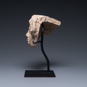 A Greek terracotta with white engobe antefix in the shape of a woman's head, 5/4th C. b.C. — photo 5
