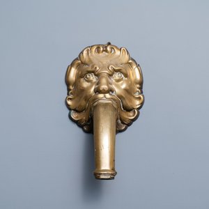 A grotesque German bronze fountain head, Nuremberg, 17th C. — 照片 1
