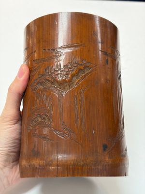 A group of 11 Chinese carved bamboo and wooden works, 19/20th C. — photo 59