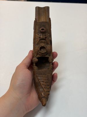 A group of 11 Chinese carved bamboo and wooden works, 19/20th C. — photo 63