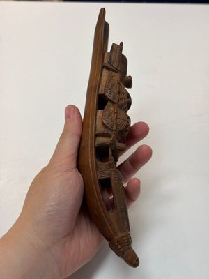 A group of 11 Chinese carved bamboo and wooden works, 19/20th C. — photo 66