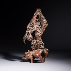 A group of 11 Chinese carved bamboo and wooden works, 19/20th C. — photo 28