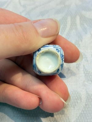 A group of 12 Chinese blue and white miniature vases and a small bottle vase, Kangxi — photo 56