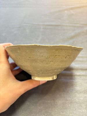 A group of 12 Chinese celadon-glazed bowls with incised floral design from the Jepara shipwreck, Fujian kilns, Song — photo 14