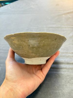 A group of 12 Chinese celadon-glazed bowls with incised floral design from the Jepara shipwreck, Fujian kilns, Song — photo 2