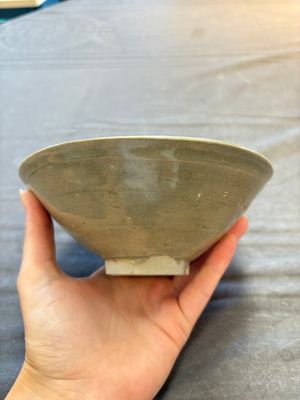 A group of 12 Chinese celadon-glazed bowls with incised floral design from the Jepara shipwreck, Fujian kilns, Song — photo 29
