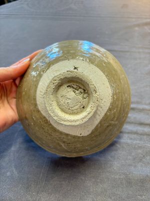 A group of 12 Chinese celadon-glazed bowls with incised floral design from the Jepara shipwreck, Fujian kilns, Song — photo 4