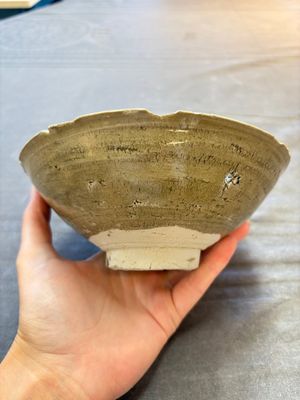 A group of 12 Chinese celadon-glazed bowls with incised floral design from the Jepara shipwreck, Fujian kilns, Song — photo 41