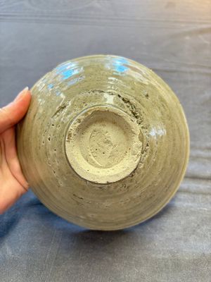 A group of 12 Chinese celadon-glazed bowls with incised floral design from the Jepara shipwreck, Fujian kilns, Song — photo 8