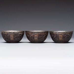 A group of 12 Chinese silver-lined coconut 'Shou 壽' bowls and cups, Wang Hengxin 王恆馨 marks, 19/20th C. — foto 5