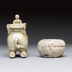 A group of 12 Sukhothai and Sawankhalok ceramics, Thailand, 15th C. and later — photo 15