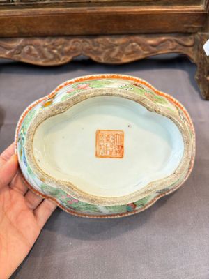 A group of 14 Chinese and Samson, Paris porcelain wares, 18/19th C. — foto 26