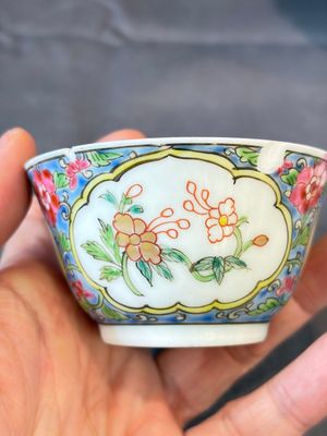 A group of 14 Chinese and Samson, Paris porcelain wares, 18/19th C. — foto 47